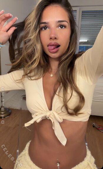Full leaked Zoesalg page private onlyfans photo